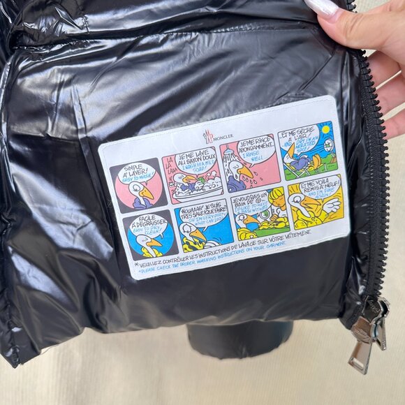 Moncler Fashion Slim-Fit Women's Warm Coat - Size L - Picture 7 of 12